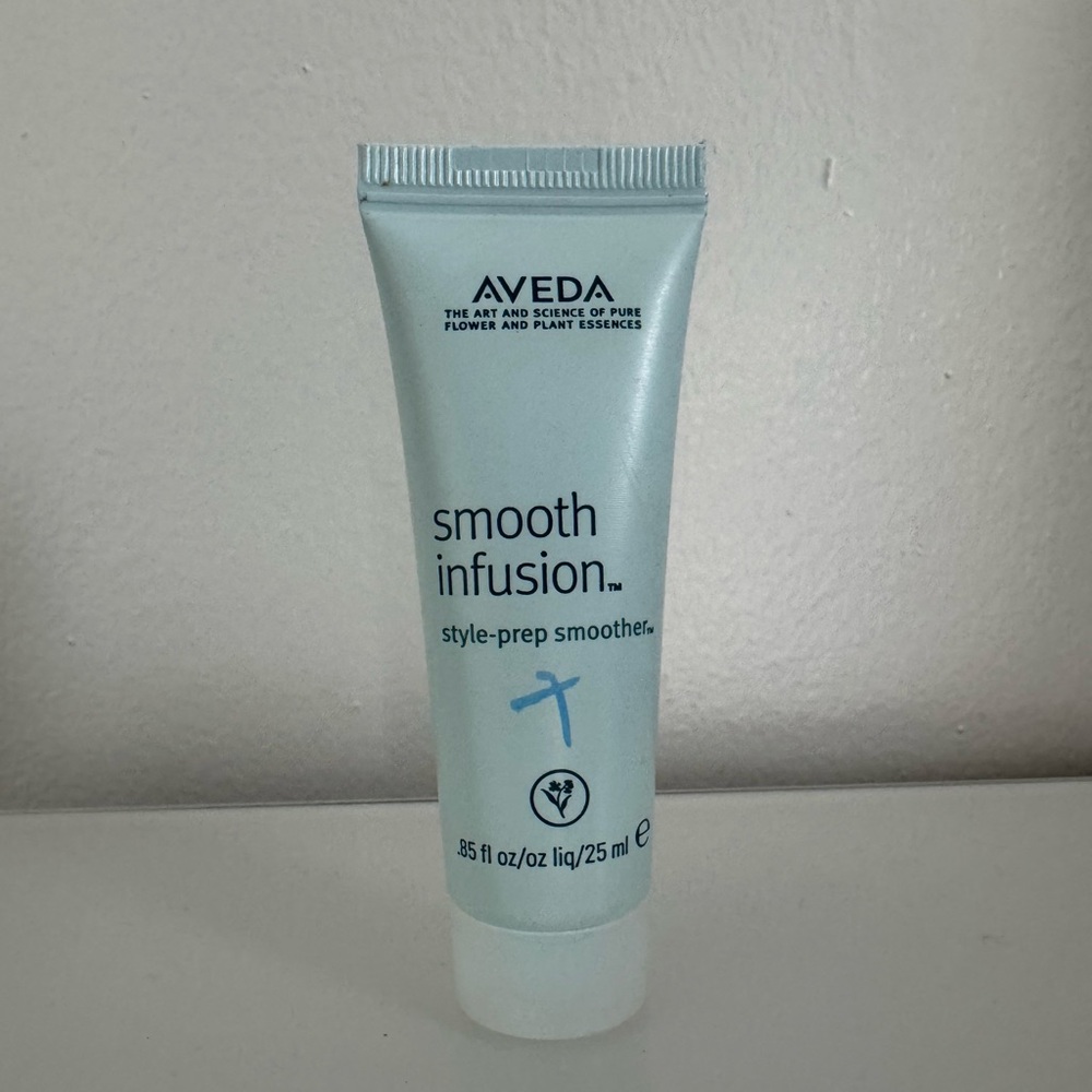 Aveda Smooth Infusion Style-Prep Smoother .85 fl oz